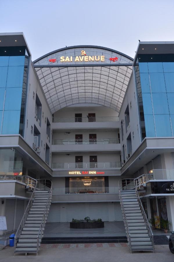 Hotel Sai Inn Rajpipla Exterior foto